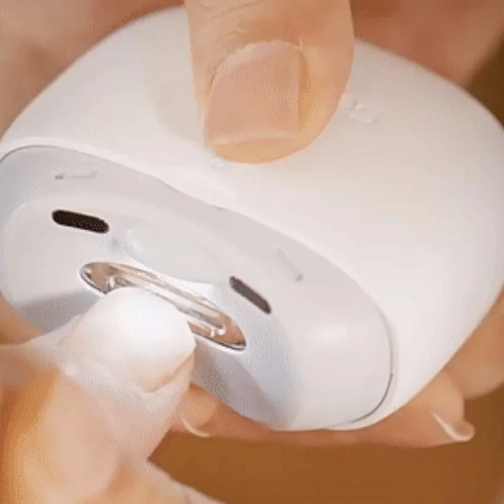 Electric auto nails clipper
